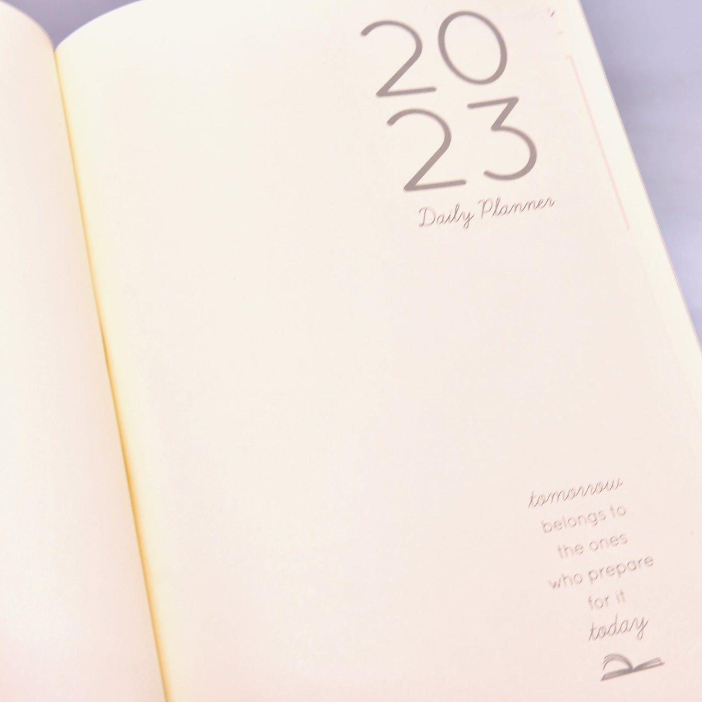 2023 Daily Planner in Island Night